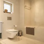 アパート New Luxury 2br Seaview Apt, Sun City, Pool And