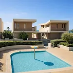 アパート New Luxury 2br Seaview Apt, Sun City, Pool And *