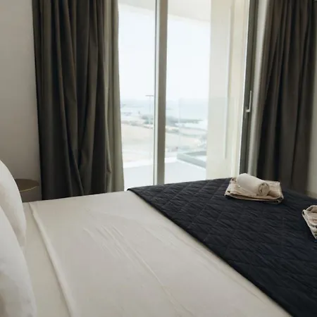 New Luxury 2br Seaview Apt, Sun City, Pool&beach *