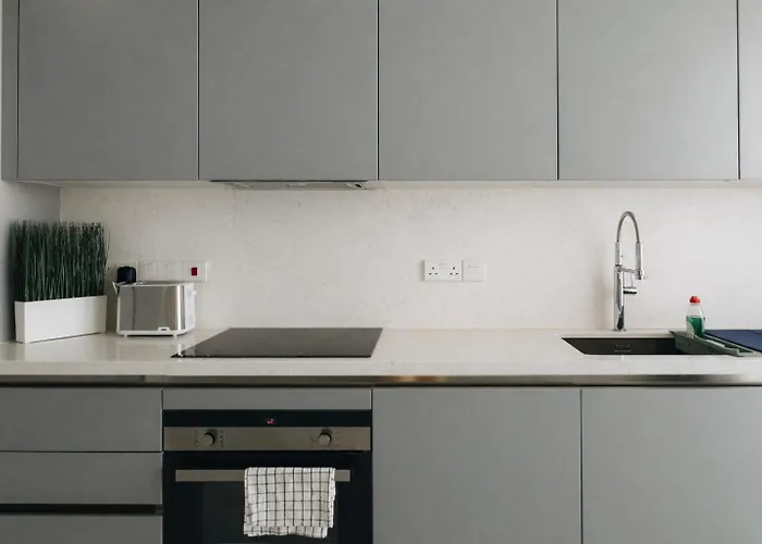 New Luxury 2br Seaview Apt, Sun City, Pool And Daire