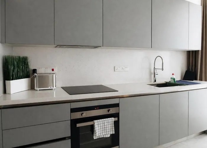 New Luxury 2br Seaview Apt, Sun City, Pool And *