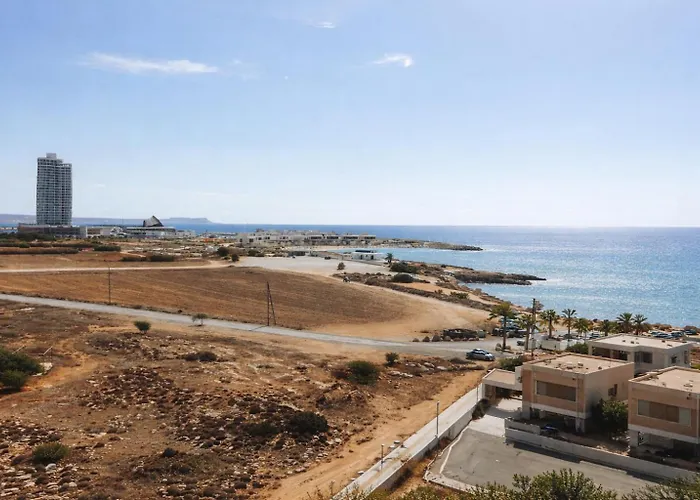 Daire New Luxury 2br Seaview Apt, Sun City, Pool And