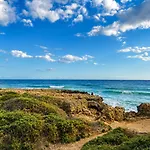 아파트 New Luxury 2br Seaview Apt, Sun City, Pool And