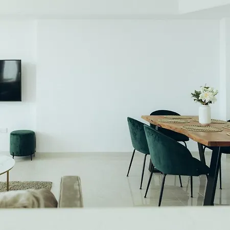 Apartament New Luxury 2br Seaview Apt, Sun City, Pool And