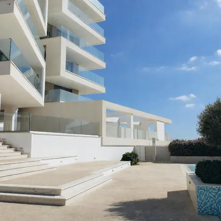 New Luxury 2br Seaview Apt, Sun City, Pool And