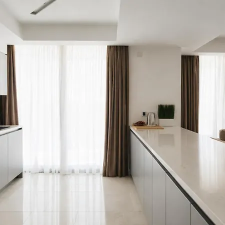 New Luxury 2br Seaview Apt, Sun City, Pool And 아파트 *