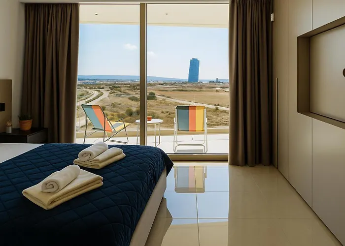 شقة New Luxury 2br Seaview Apt, Sun City, Pool And أيا نابا