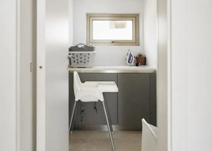 شقة New Luxury 2br Seaview Apt, Sun City, Pool And أيا نابا