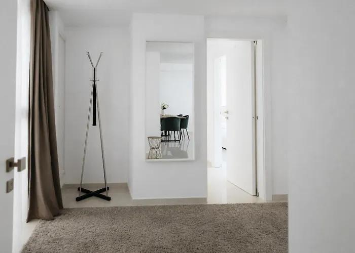 شقة New Luxury 2br Seaview Apt, Sun City, Pool And أيا نابا