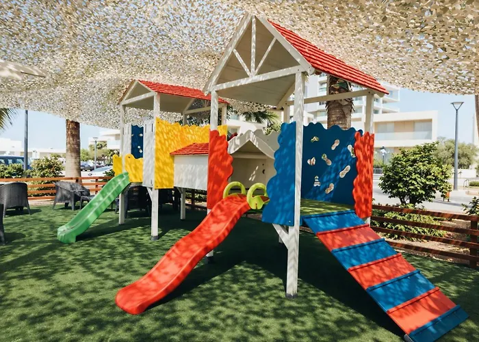 New Luxury 2br Seaview Apt, Sun City, Pool And أيا نابا